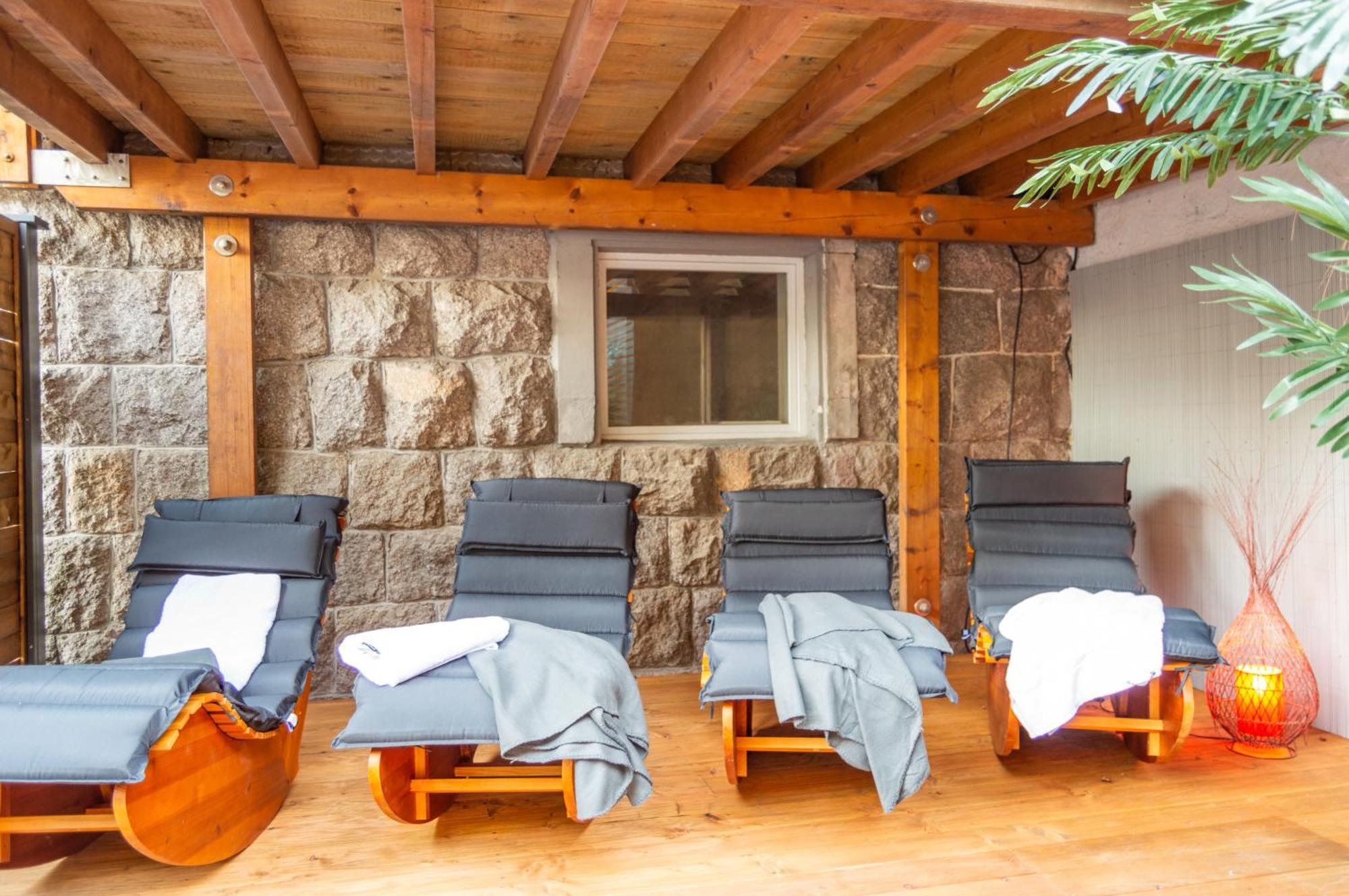 Design Trifft Harmonie Nahe Triberger Wasserfaelle Triberg im Schwarzwald Bagian luar foto